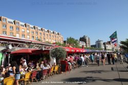 Duesseldorf Altstadt Rheinpromenade 003
