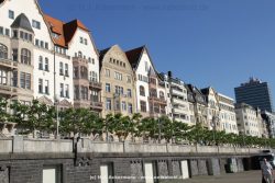 Duesseldorf Altstadt Rheinpromenade 013