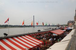 Duesseldorf Altstadt Rheinpromenade 020