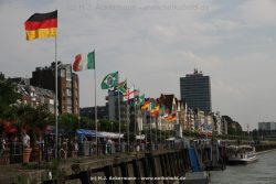 Duesseldorf Altstadt Rheinpromenade 032