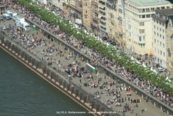 Duesseldorf Altstadt Rheinpromenade Von Oben 013