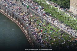 Duesseldorf Altstadt Rheinpromenade Von Oben 021