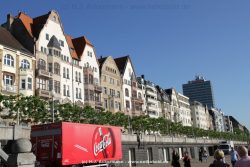 Duesseldorf Altstadt Rheinpromenade2 005