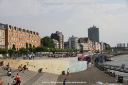 Duesseldorf Altstadt Rheinpromenade2 017
