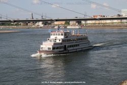 Duesseldorf Altstadt Rheinpromenade2 041