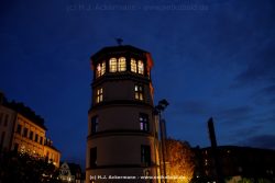 Duesseldorf Altstadt Schlossturm Abend 002