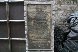 Duesseldorf Altstadt Stadterhebungsdenkmal 001