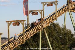 Duesseldorf Rheinwiesen Kirmes 2010 014