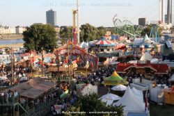 Duesseldorf Rheinwiesen Kirmes 2010 018