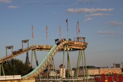 Duesseldorf Rheinwiesen Kirmes 2010 021