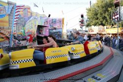 Duesseldorf Rheinwiesen Kirmes 2010 059