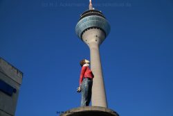 Duesseldorf Saeulenheilige Marlis 008