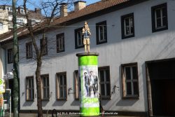 Duesseldorf Saeulenheilige Vater Und Sohn 003