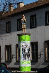Duesseldorf Saeulenheilige Vater Und Sohn 009