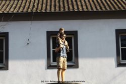 Duesseldorf Saeulenheilige Vater Und Sohn 015