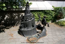 neuss-innenstadt-skulptur-030
